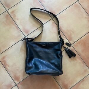 Coach Leather Legacy Black Duffle Bucket Zip Up Tassel Bag Adjustable Strap